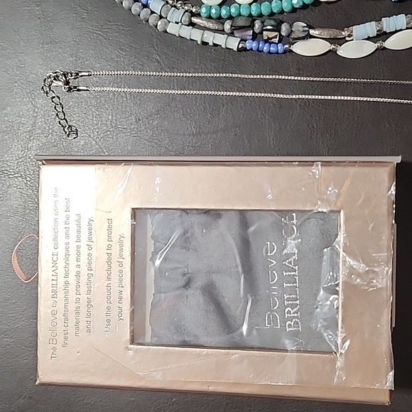 Gold Crystal Earrings 2 Necklaces crystal rhinestone beads fashion bundle - Picture 5 of 9